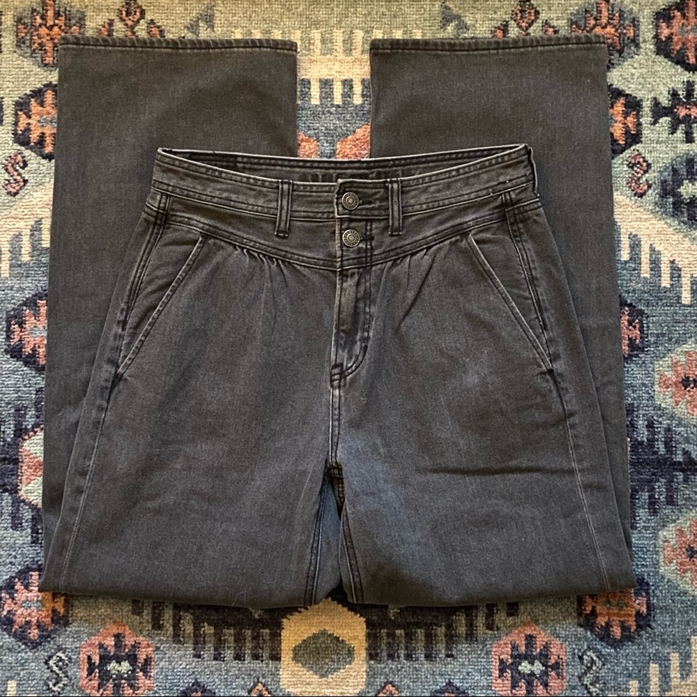 American Eagle high-waisted jeans